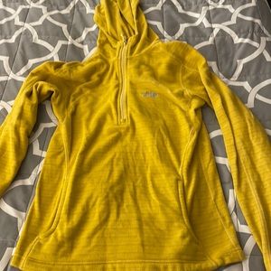 Great condition women’s Northface sweatshirt fleece